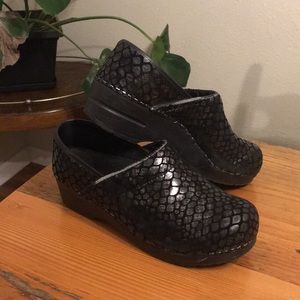 Sanita clogs size 39